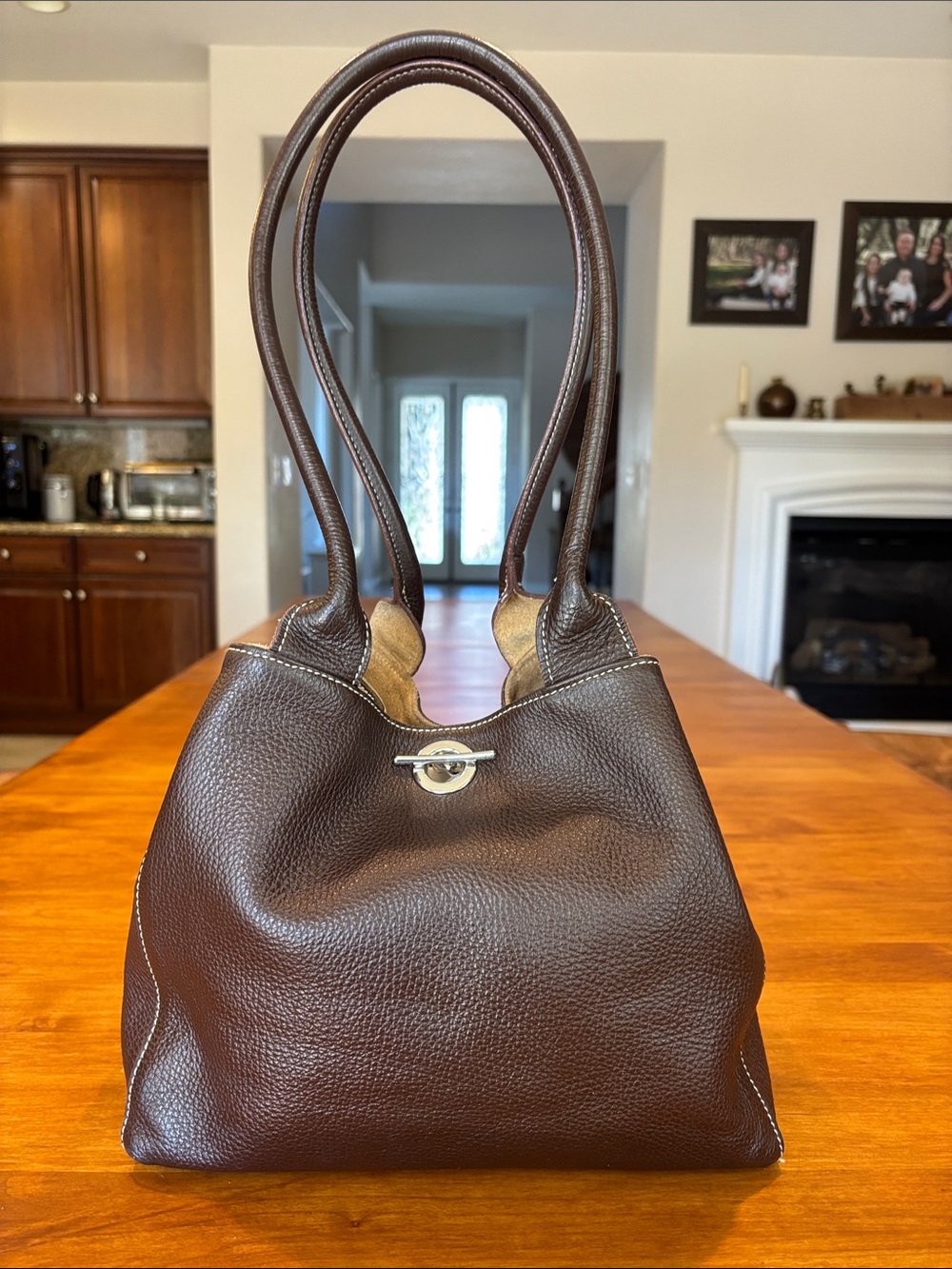 PEBBLE LEATHER CHOCOLATE BROWN TOTE BAG PURSE CHAIN CLOSURE SUEDE LINED 🤎